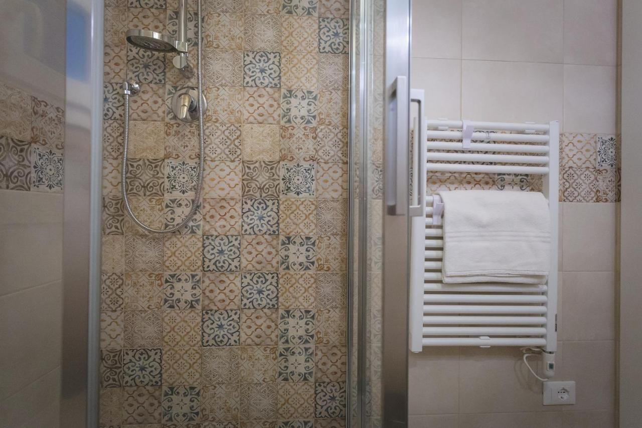 Via Siena 4 - Suites & Rooms Marina di Cecina Bagian luar foto