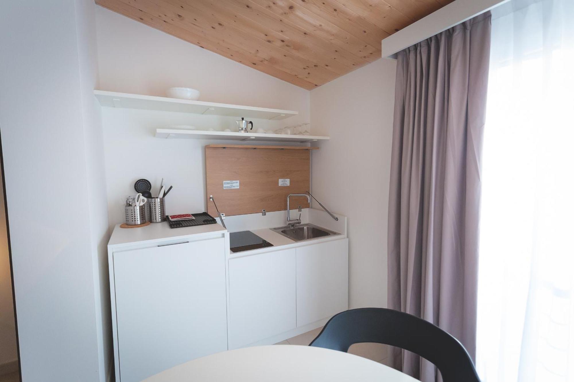 Via Siena 4 - Suites & Rooms Marina di Cecina Bagian luar foto