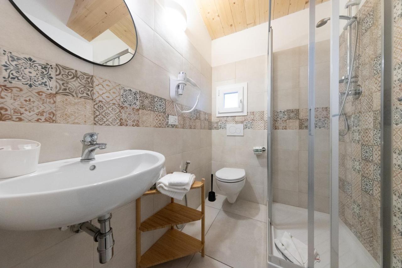 Via Siena 4 - Suites & Rooms Marina di Cecina Bagian luar foto